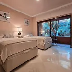 Apartment Palacio Don Carlos Marbella