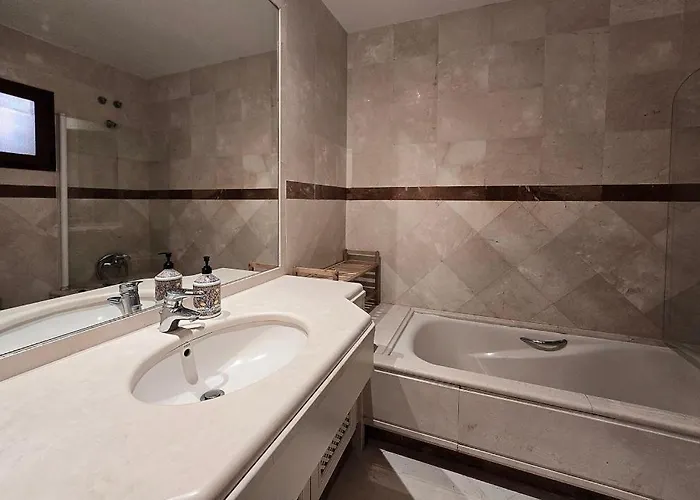 Palacio Don Carlos * Μαρμπέλλα