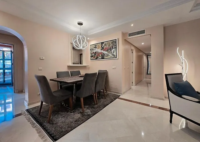 Palacio Don Carlos * Μαρμπέλλα