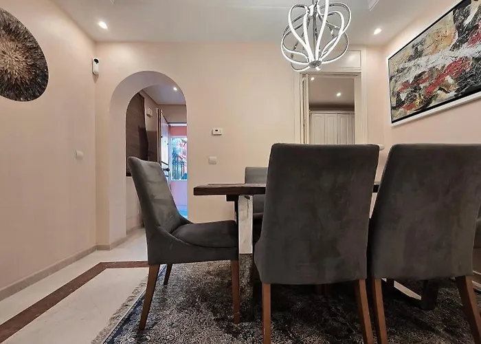 Palacio Don Carlos Apartman