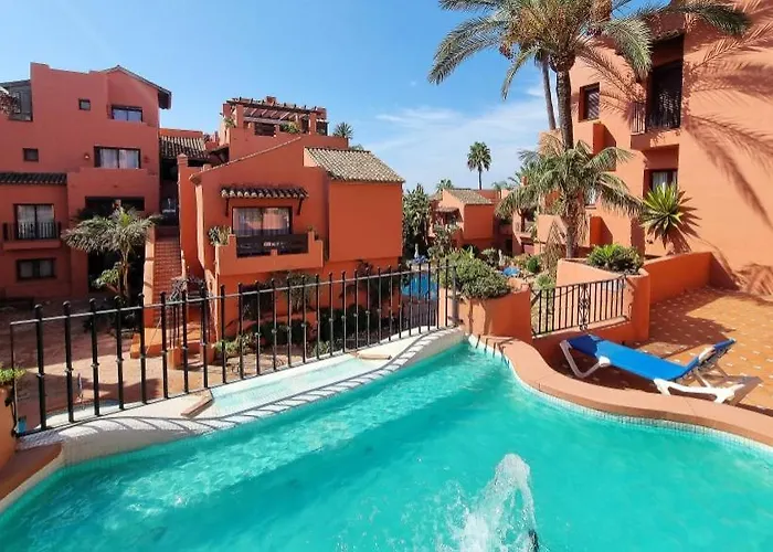 Palacio Don Carlos Apartman Marbella